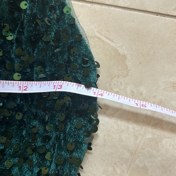 Green Sequence Formal Dress - Picture 9 of 10